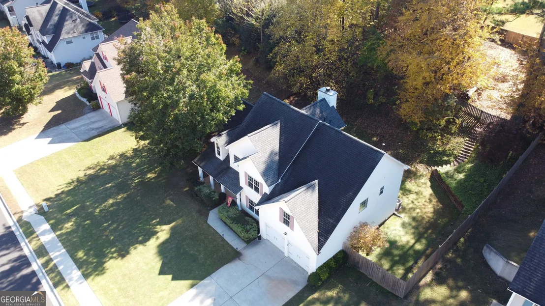 Photo of 102 Silverleaf Lane