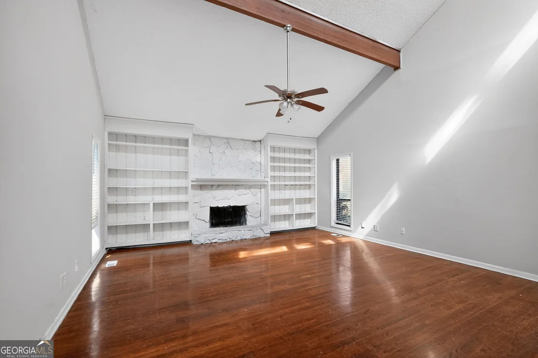 Photo of 879 Lost Creek Circle