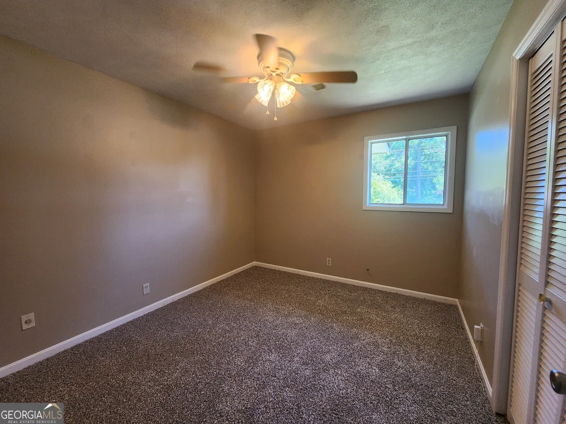 Photo of 2911 Foresthill Drive