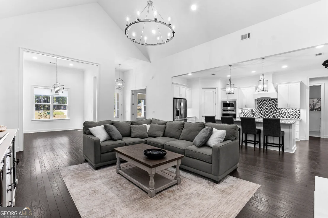 Photo of 207 Yale Circle