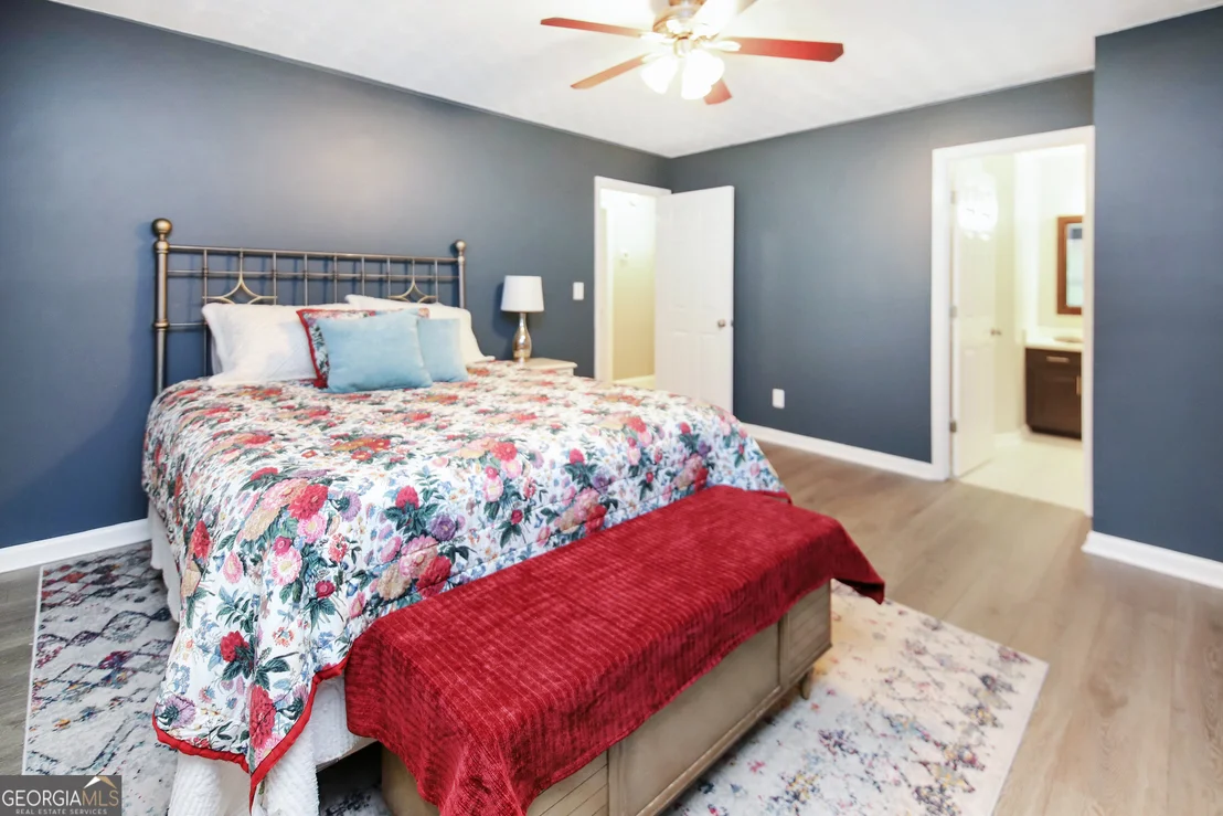 Photo of 16 River Point Drive