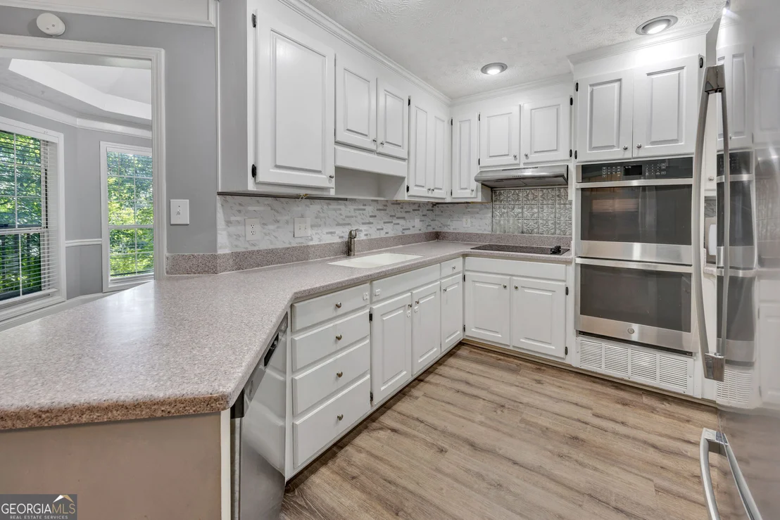 Photo of 1770 River Bluff Road