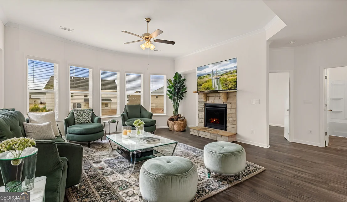 Photo of 1625 BERNARD Court