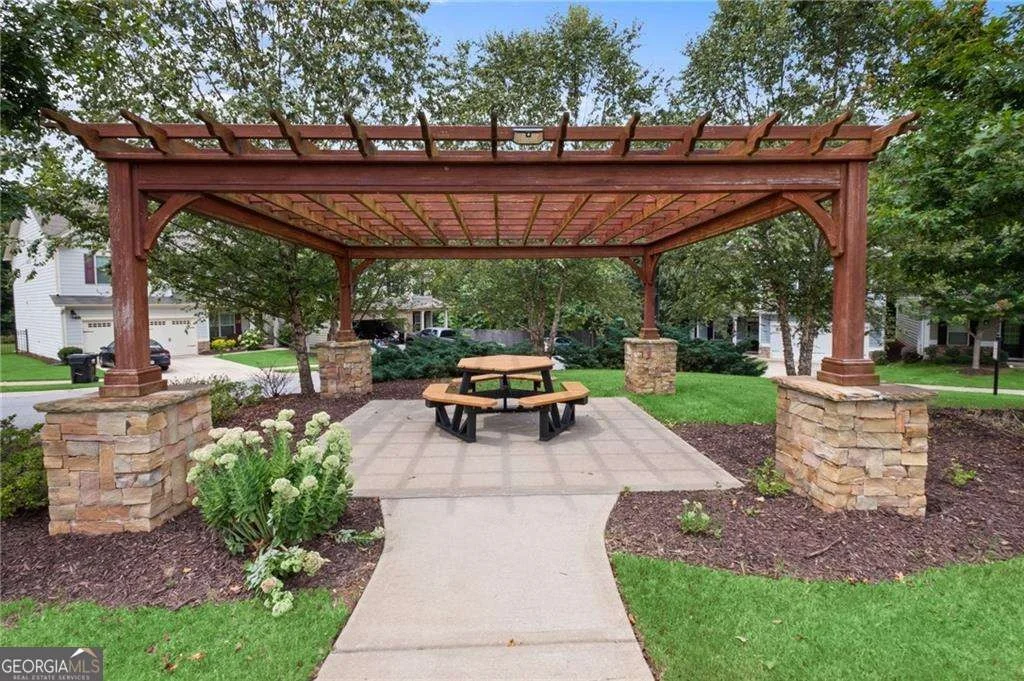 Photo of 1013 Water Oak Trace