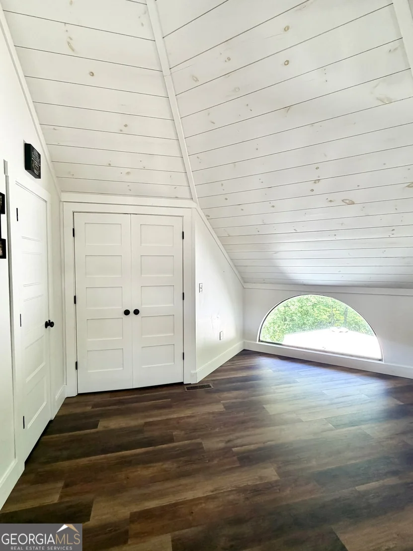 Photo of 74 Valley Drive