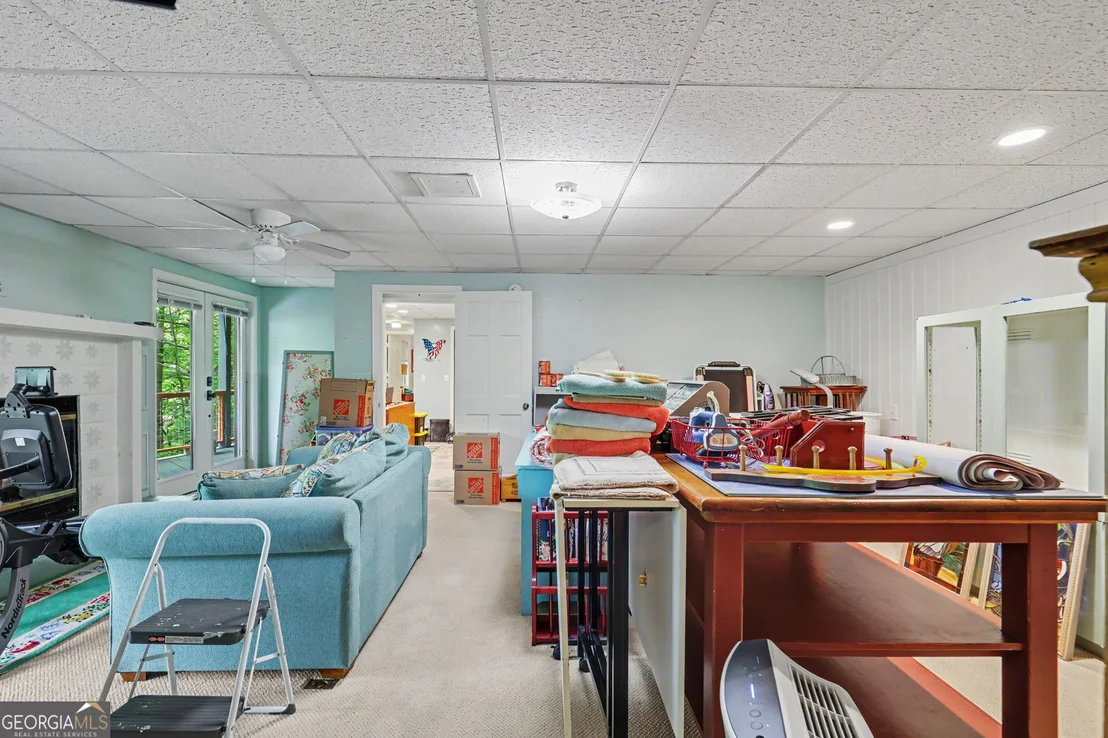 Photo of 854 Saddleback Circle