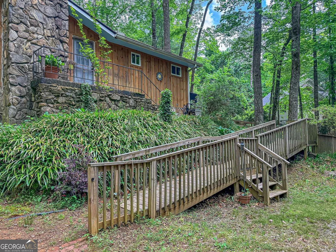 Photo of 407 Hillside Drive
