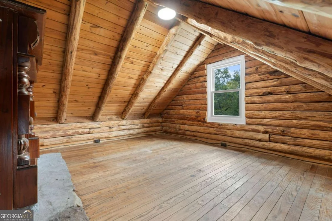 Photo of 2059 Cave Spring Road