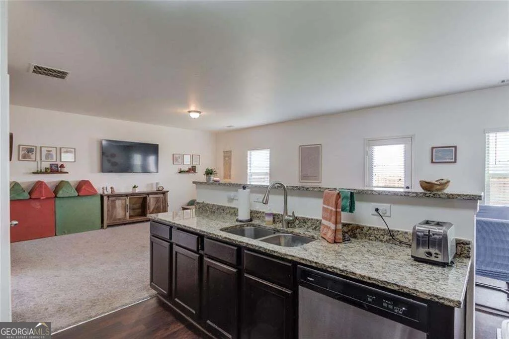 Photo of 331 Merigold Way