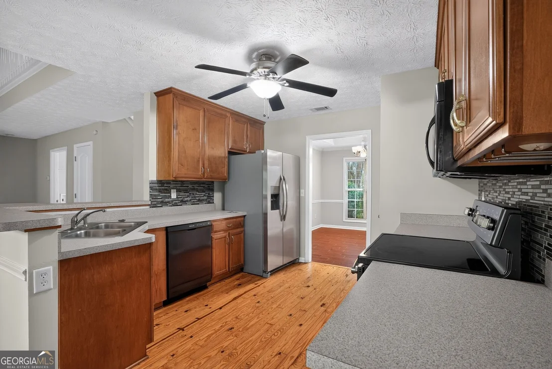 Photo of 102 Ruby Way