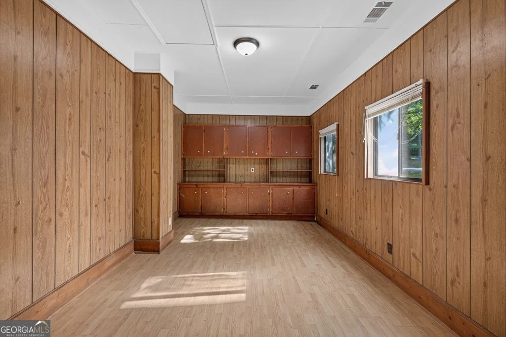 Photo of 610 Vincent Drive