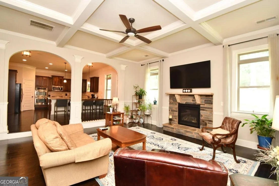 Photo of 1140 Riverhill Drive