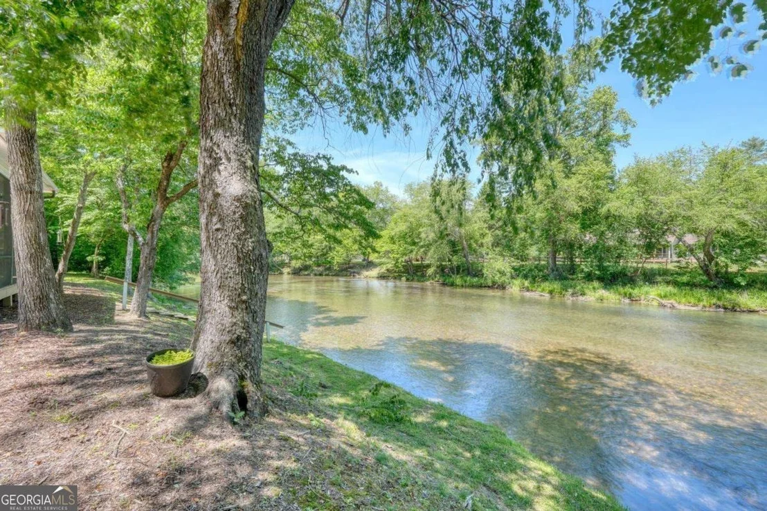 Photo of 198 Riverbend Drive