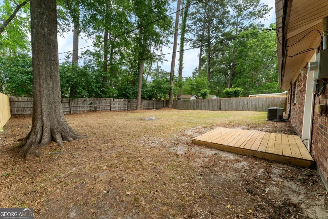Photo of 320 W Whatley Street