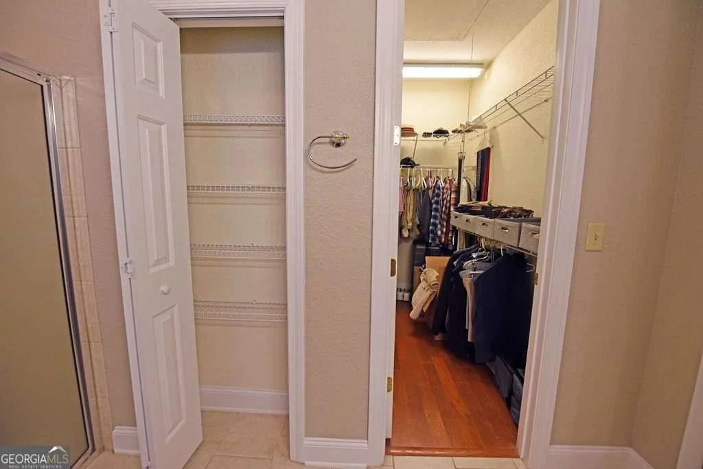 Photo of 414 Long View Circle