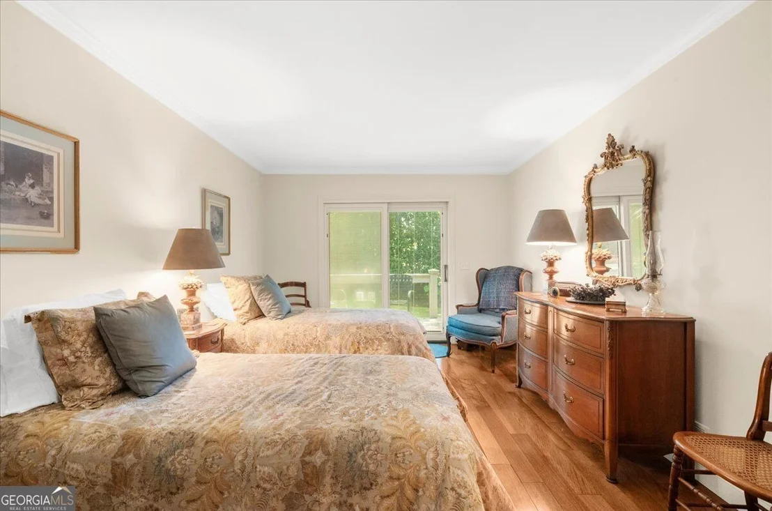 Photo of 7865 Robin Road
