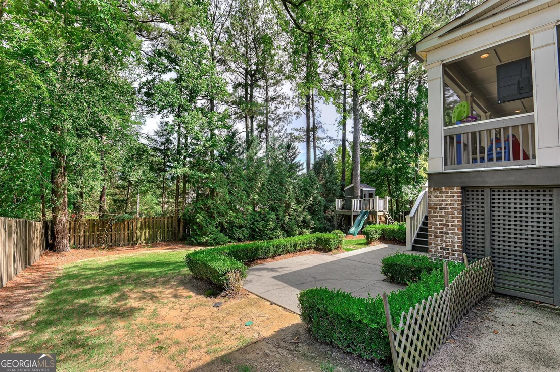 Photo of 1052 Emerald Place