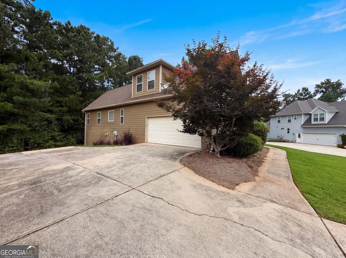 Photo of 212 Westwind Drive