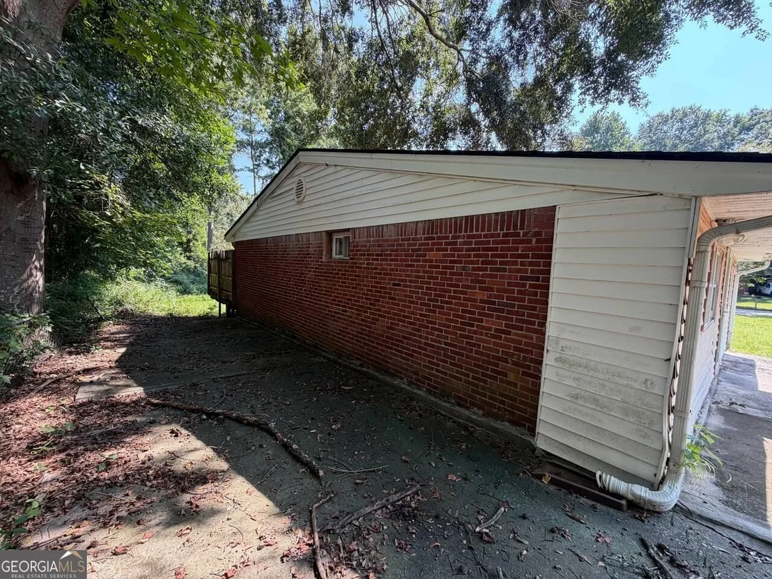 Photo of 7344 Howard Circle