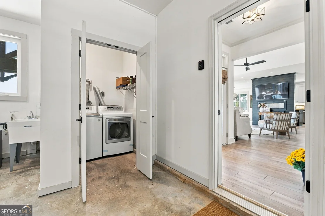 Photo of 451 Mayo Road