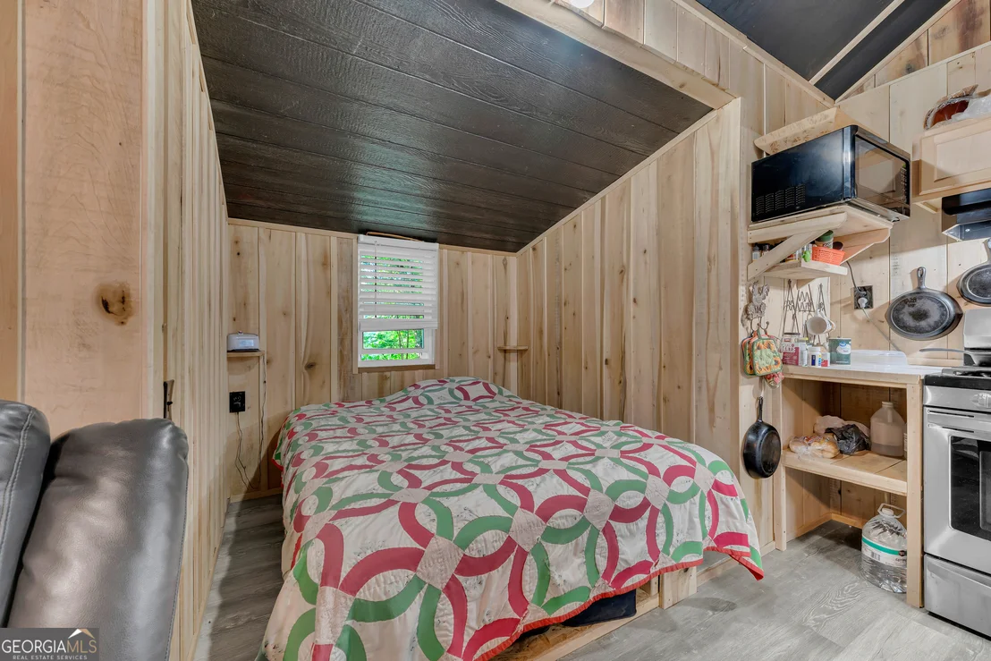 Photo of 4444 Riverdale Road