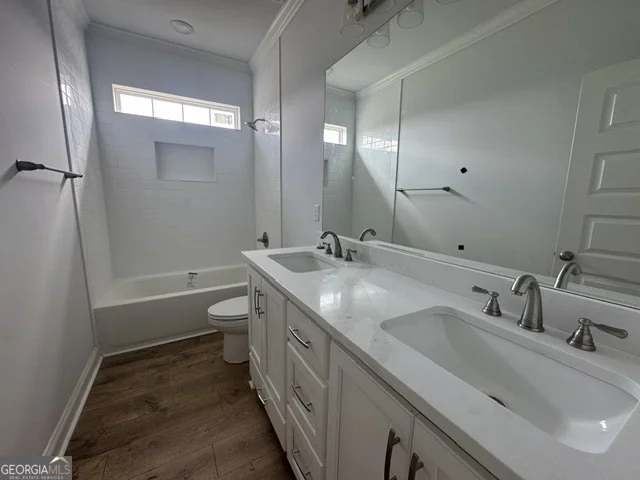 Photo of 402 Bailey Circle