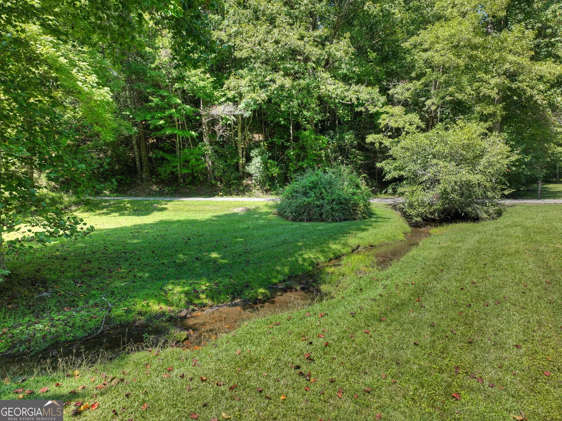 Photo of 7233 Shakerag Road