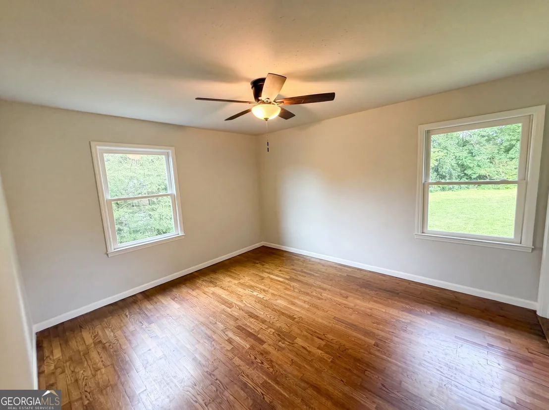 Photo of 5552 Pine Street