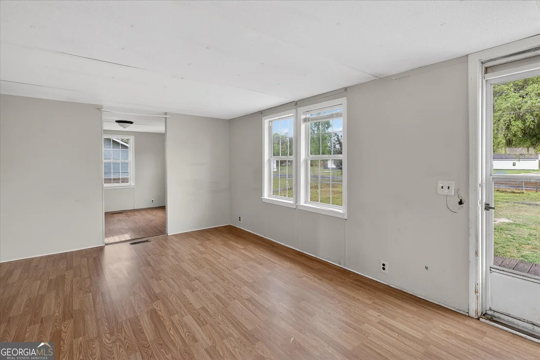 Photo of 405 5th Avenue