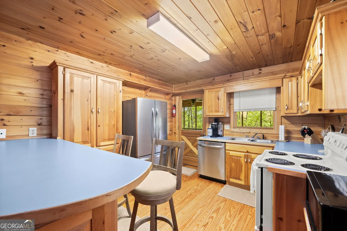 Photo of 486 Laurel Circle