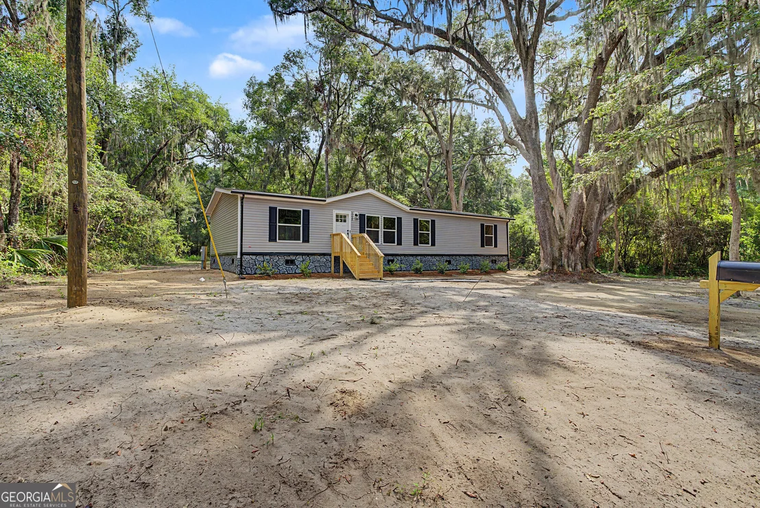 Photo of 1228 Hatcher Drive NE