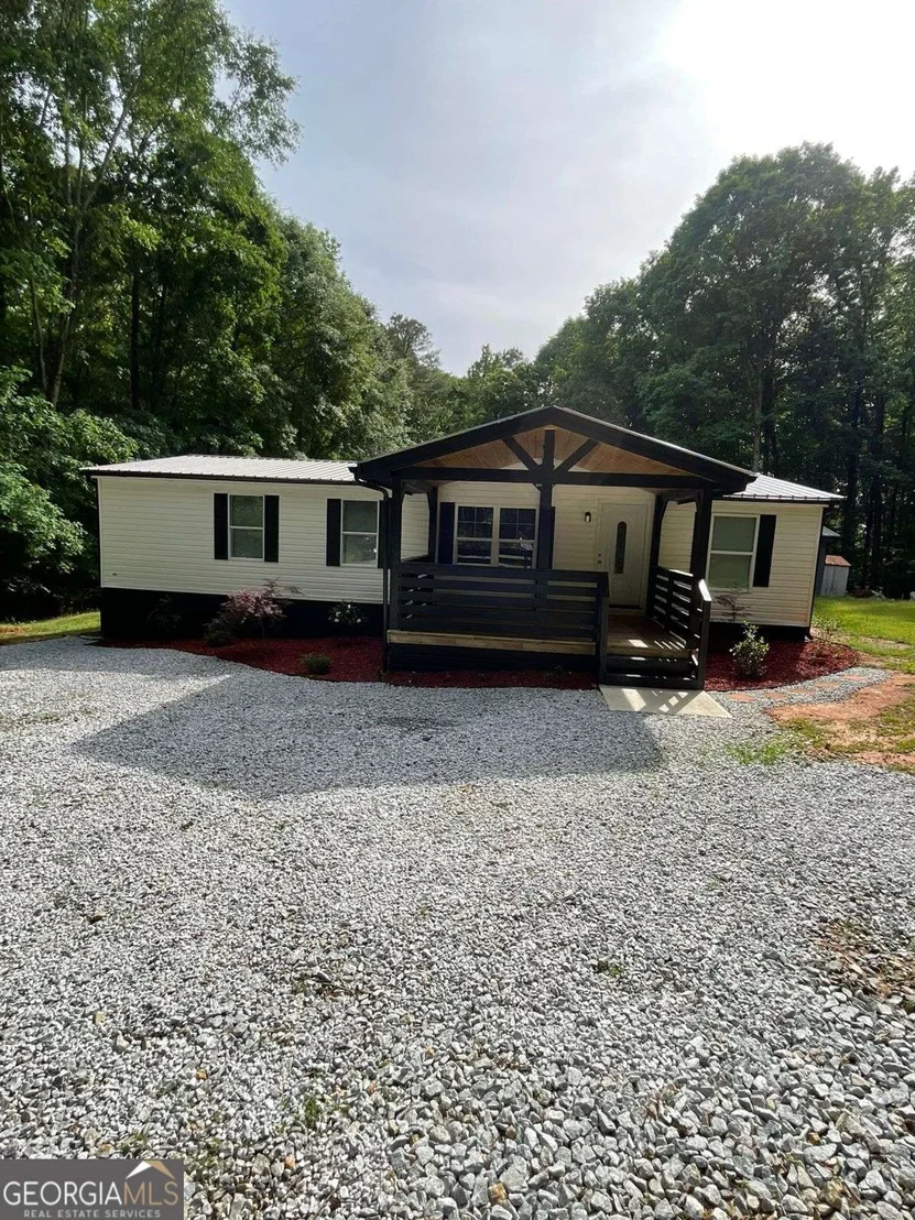 Photo of 906 Jefferson River Road