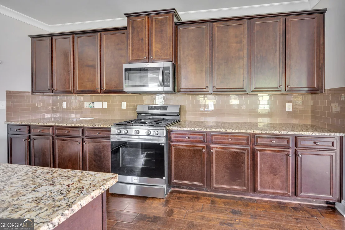 Photo of 910 Southfork Drive