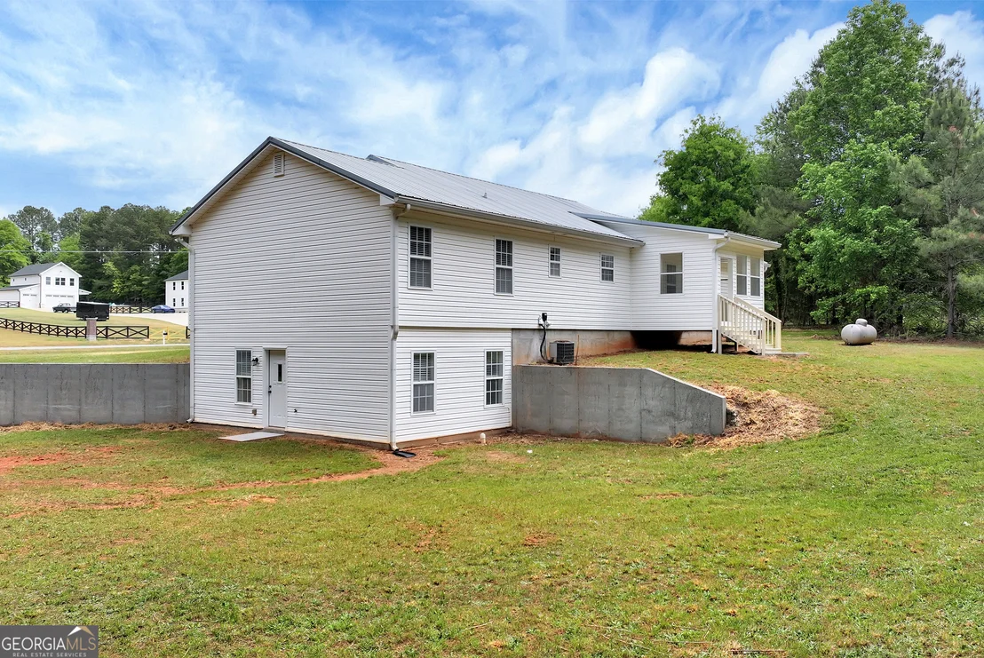 Photo of 396 Harvey Lokey Road