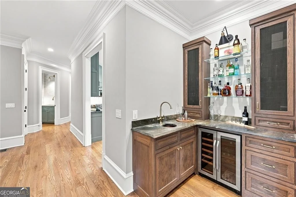 Photo of 6756 Hedge Row Lane