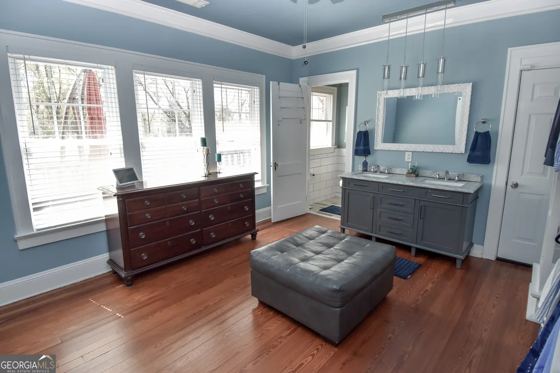 Photo of 503 Forsyth Street