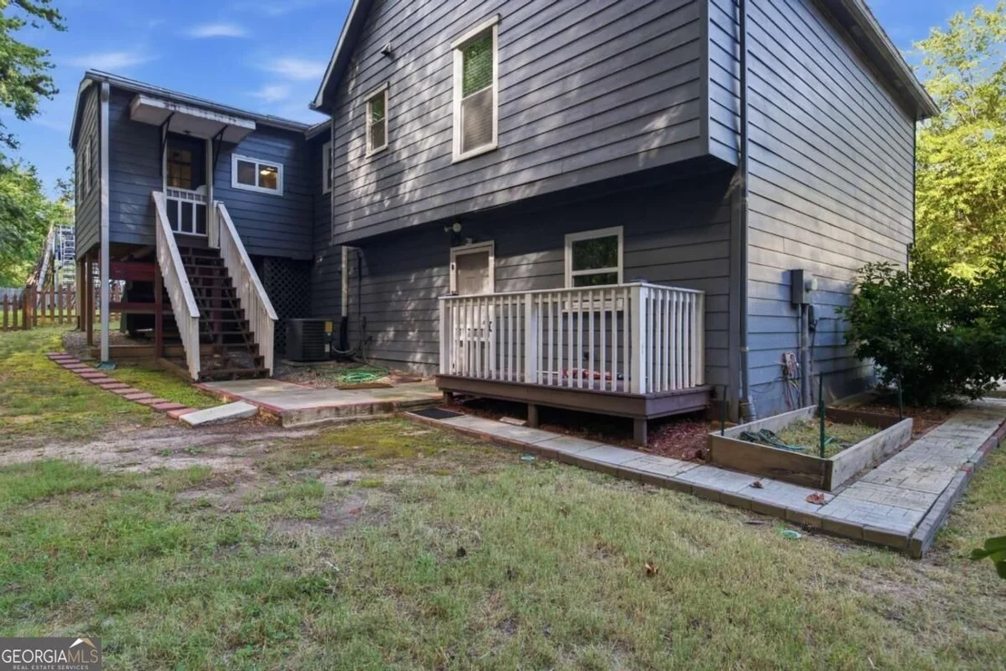 Photo of 115 Aztec Way SE