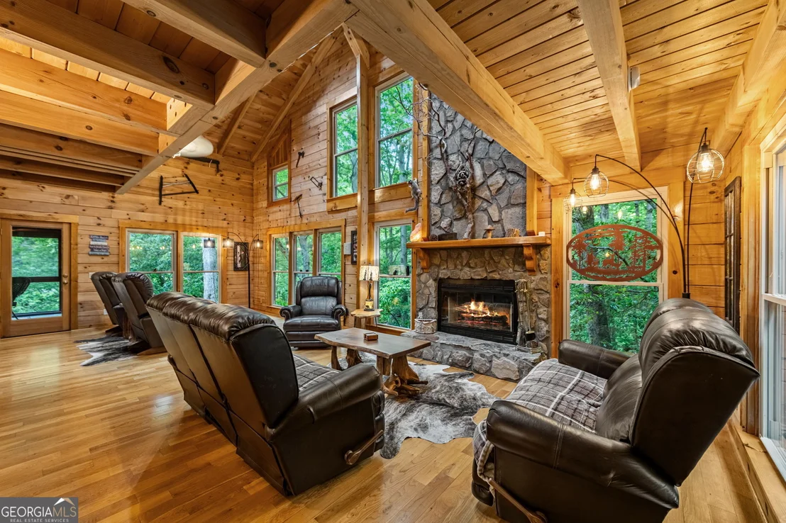 Photo of 4396 Highway 382 W
