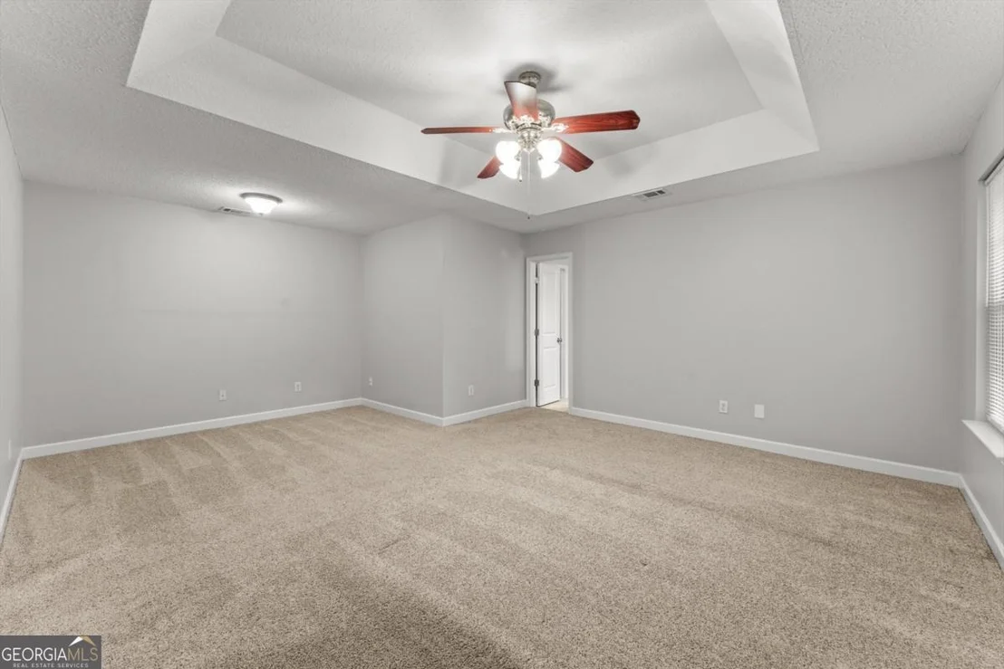 Photo of 270 Sassafras Lane