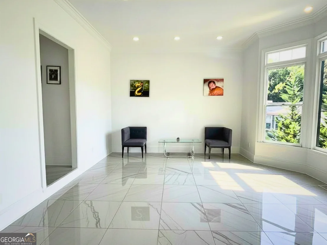 Photo of 302 Shadow Glen