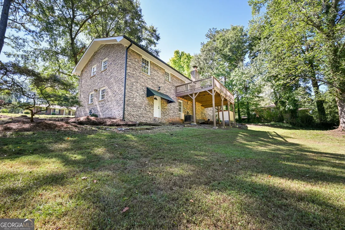 Photo of 641 Oak Drive NW