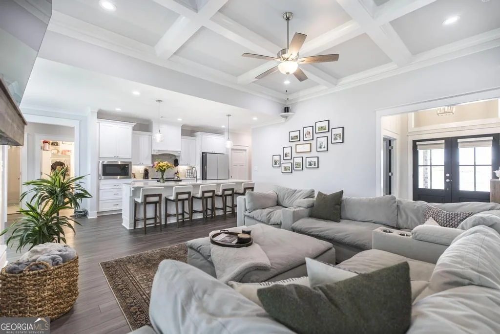 Photo of 426 Rustic Live Oak Trail