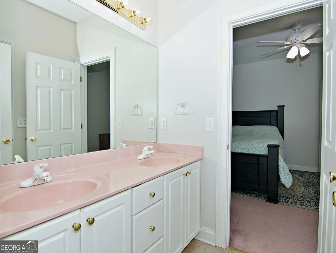 Photo of 7893 Athens Road