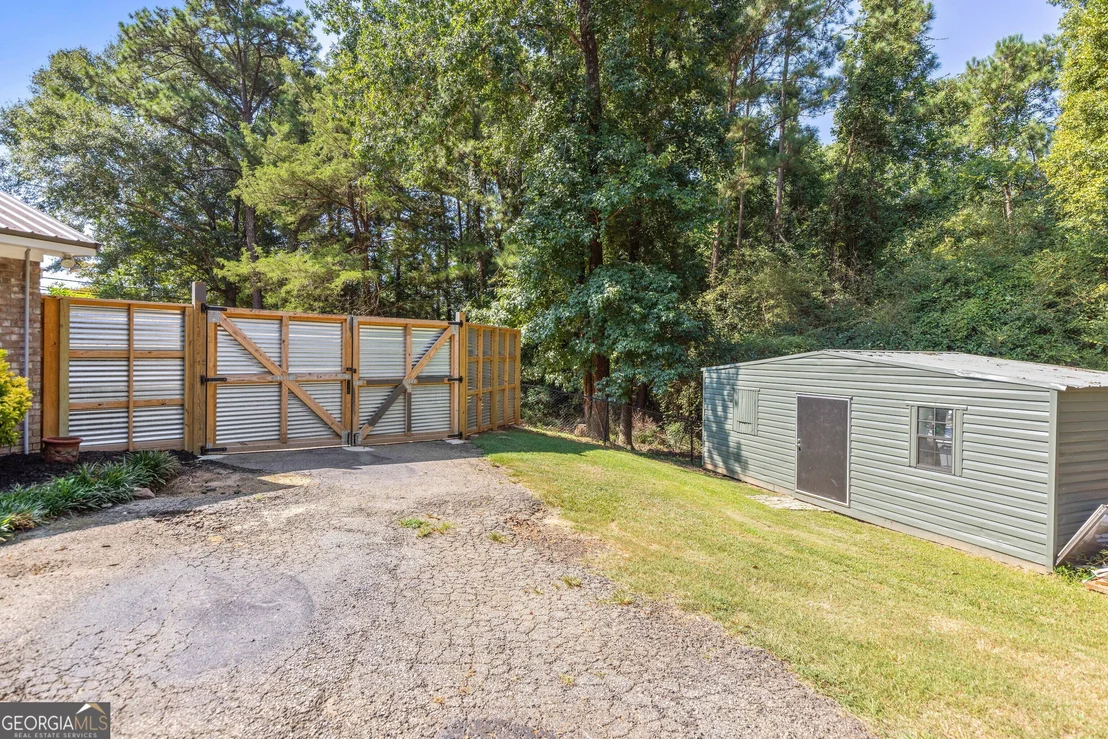 Photo of 6811 Mobley Road