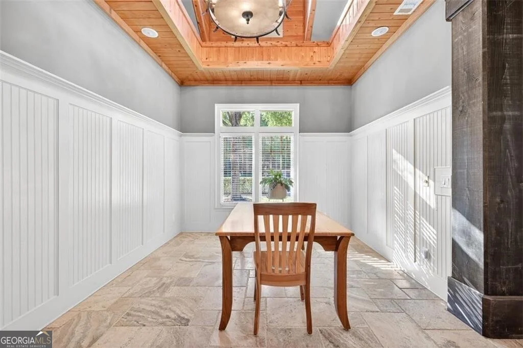 Photo of 5829 Swinging Gate Road