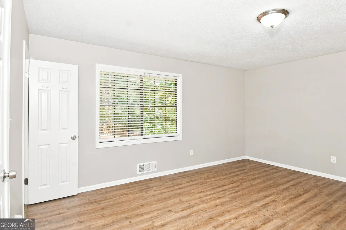 Photo of 3409 Mill Stream Lane SW