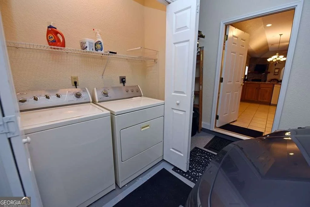 Photo of 414 Long View Circle
