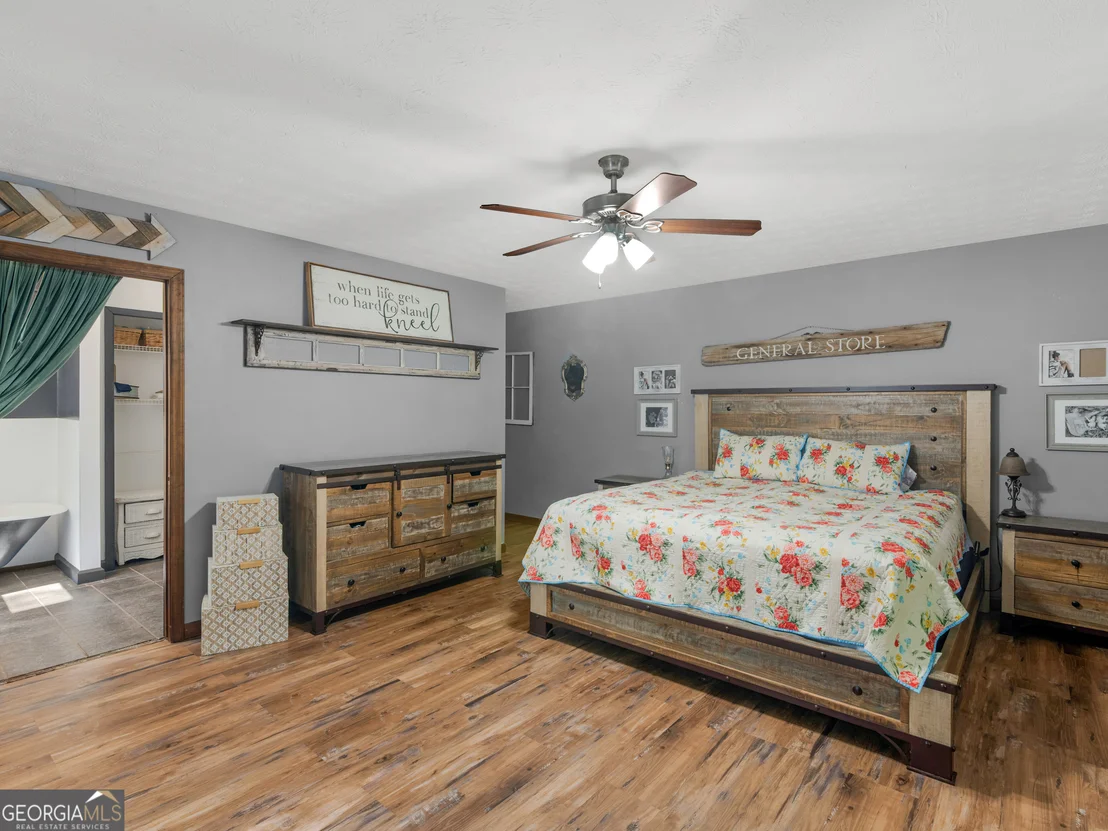 Photo of 1018 Grandview Road