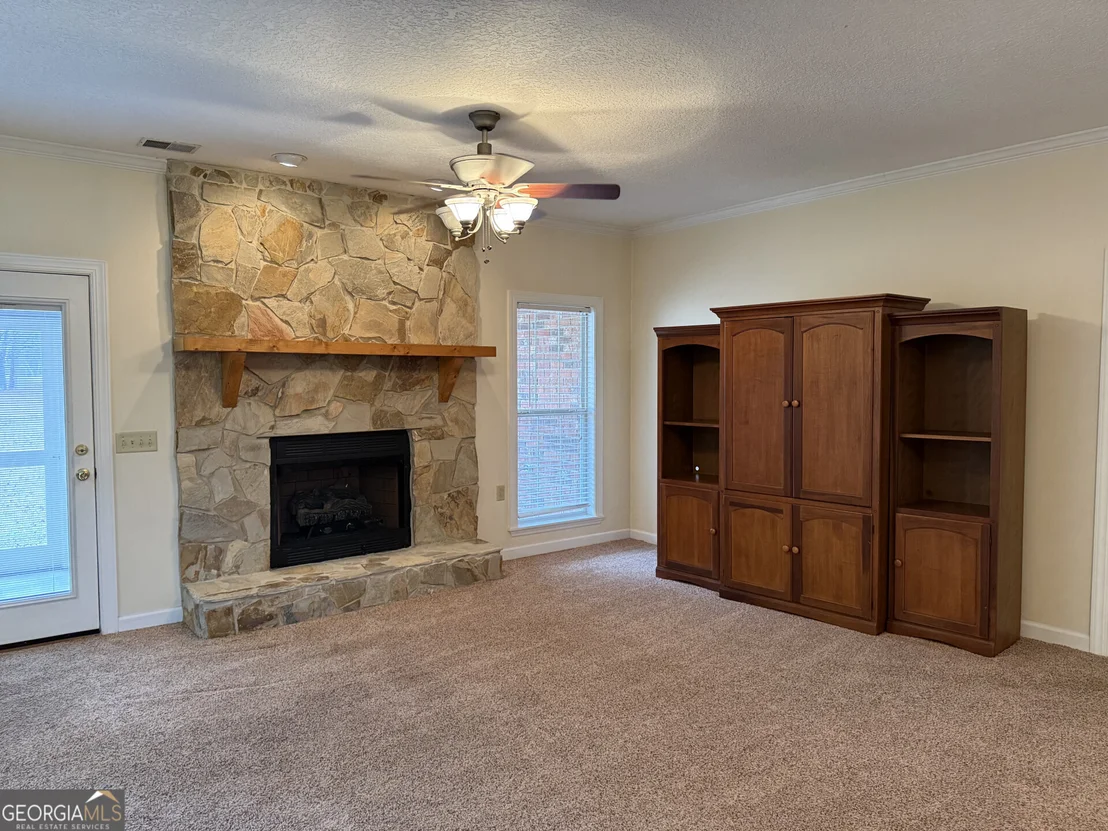 Photo of 102 Oak Circle