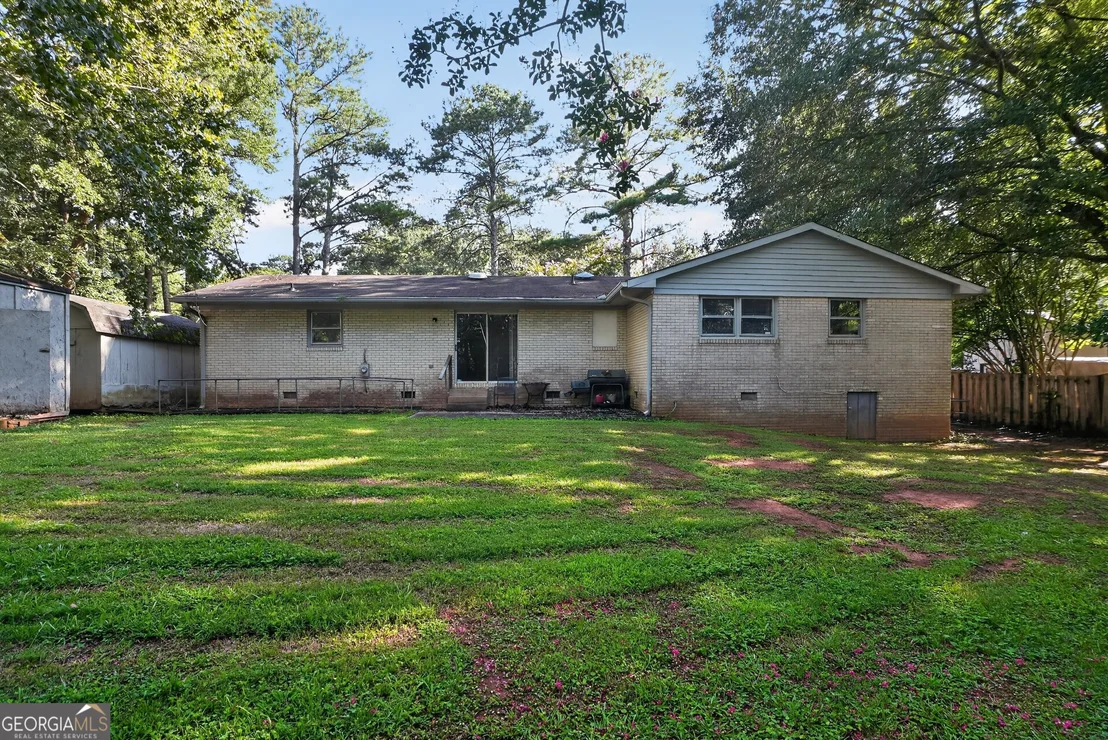 Photo of 2336 Carnes Road